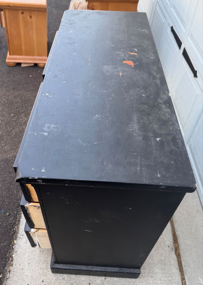 Main image 6