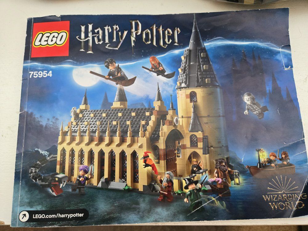 LEGO Harry Potter Hogwarts Great Hall 75954 Building Set (Used)