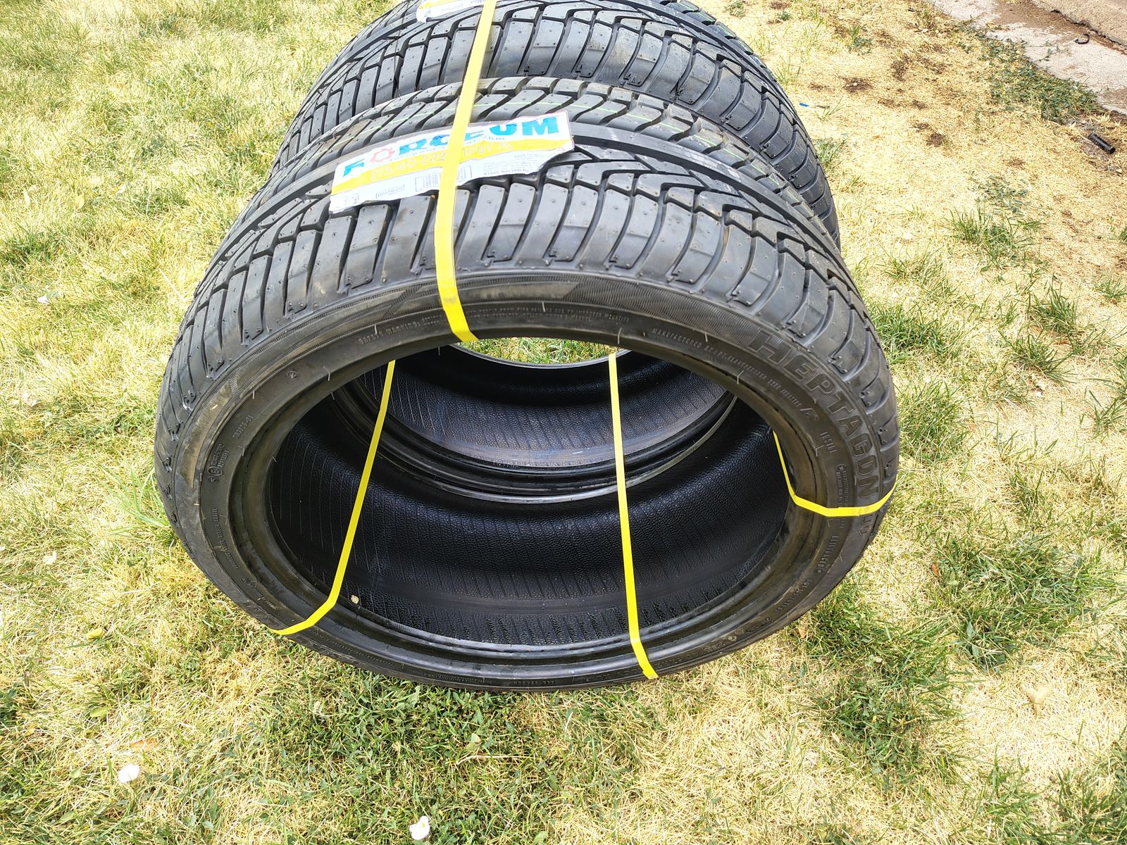 Brand New Pair (2) Forceum Heptagon SUV Tires – 275/40ZR20 (106Y XL)