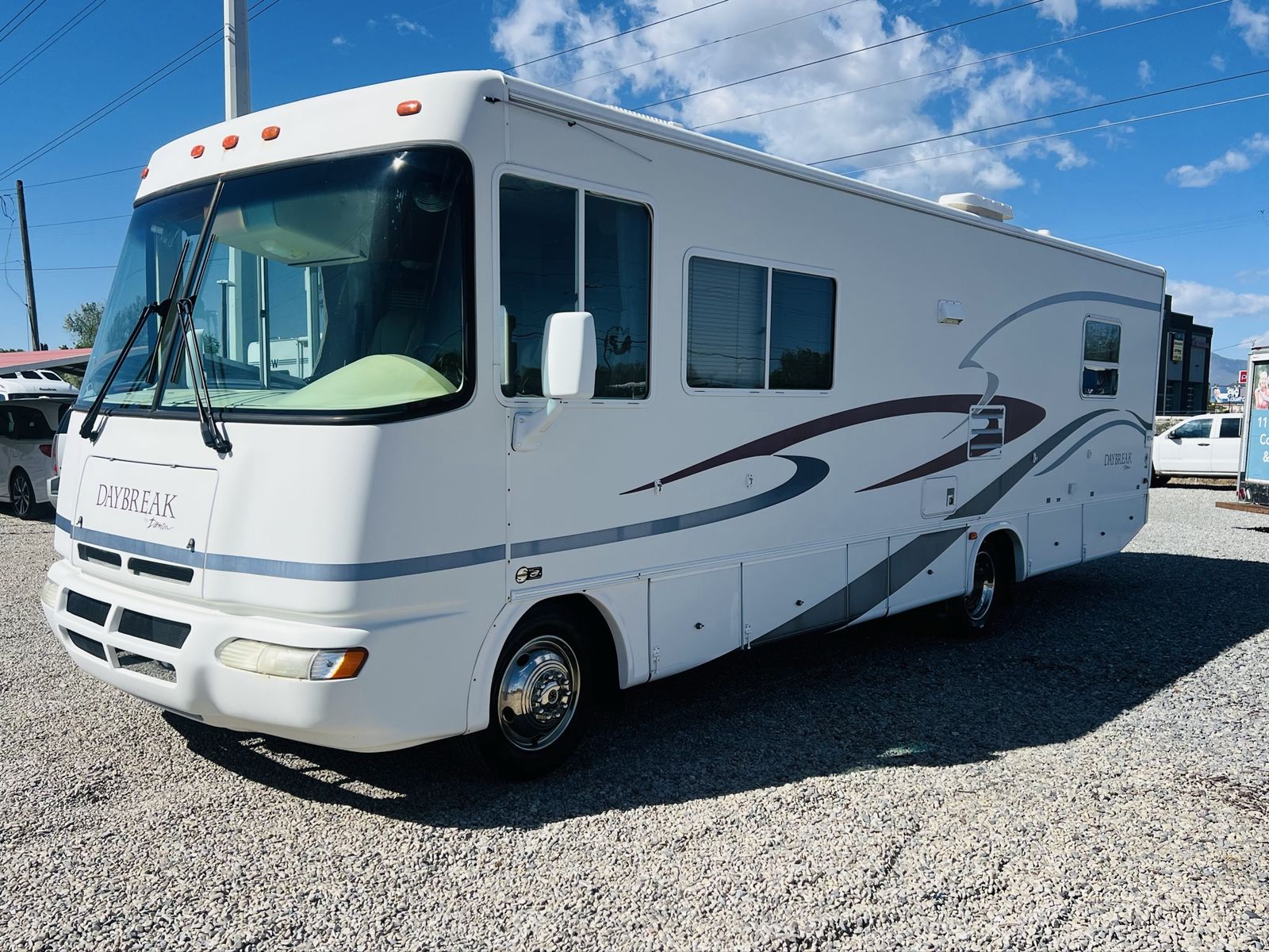 2003 Daybreak Class A Motorhome – 29 ft