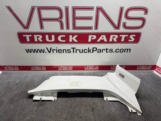 R22-6152R COVER-HINGE PILLAR RH