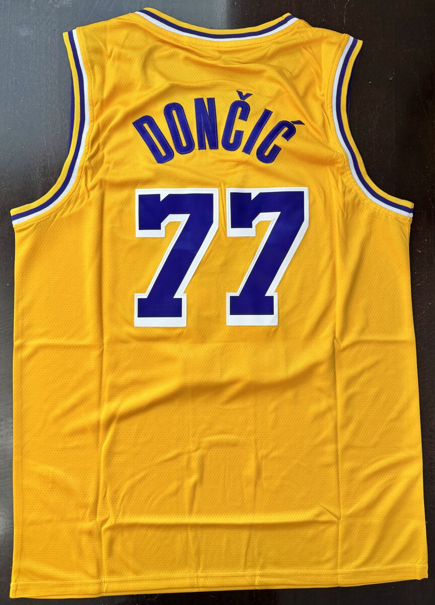 Luka Dončić Jersey (New) LA Lakers (men’s large)