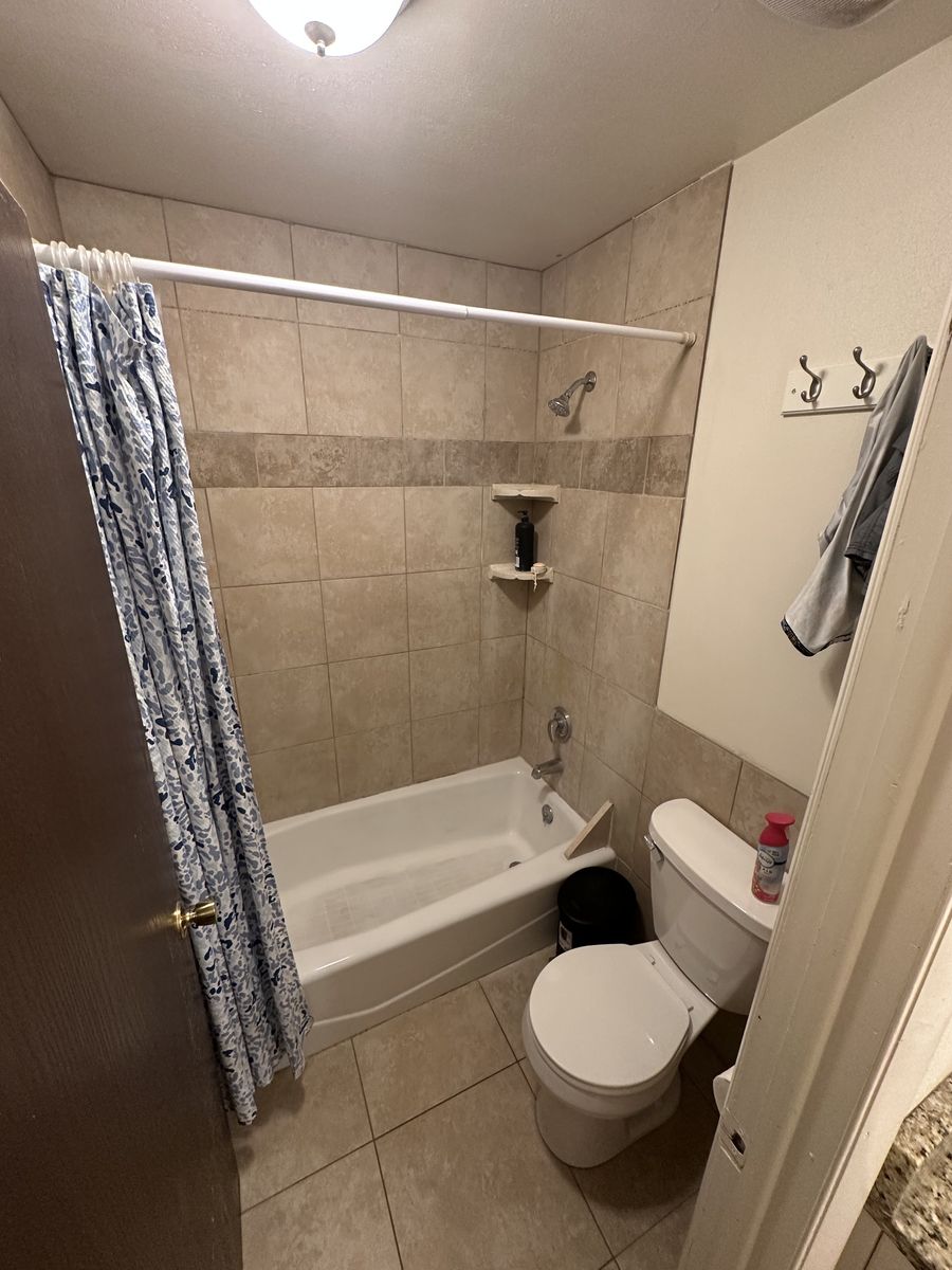 Main image 4