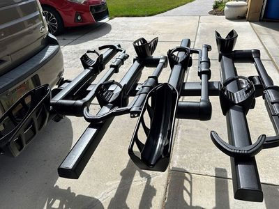 Thule T2 Pro XTR + XT Add-On (4-Bike Capacity)