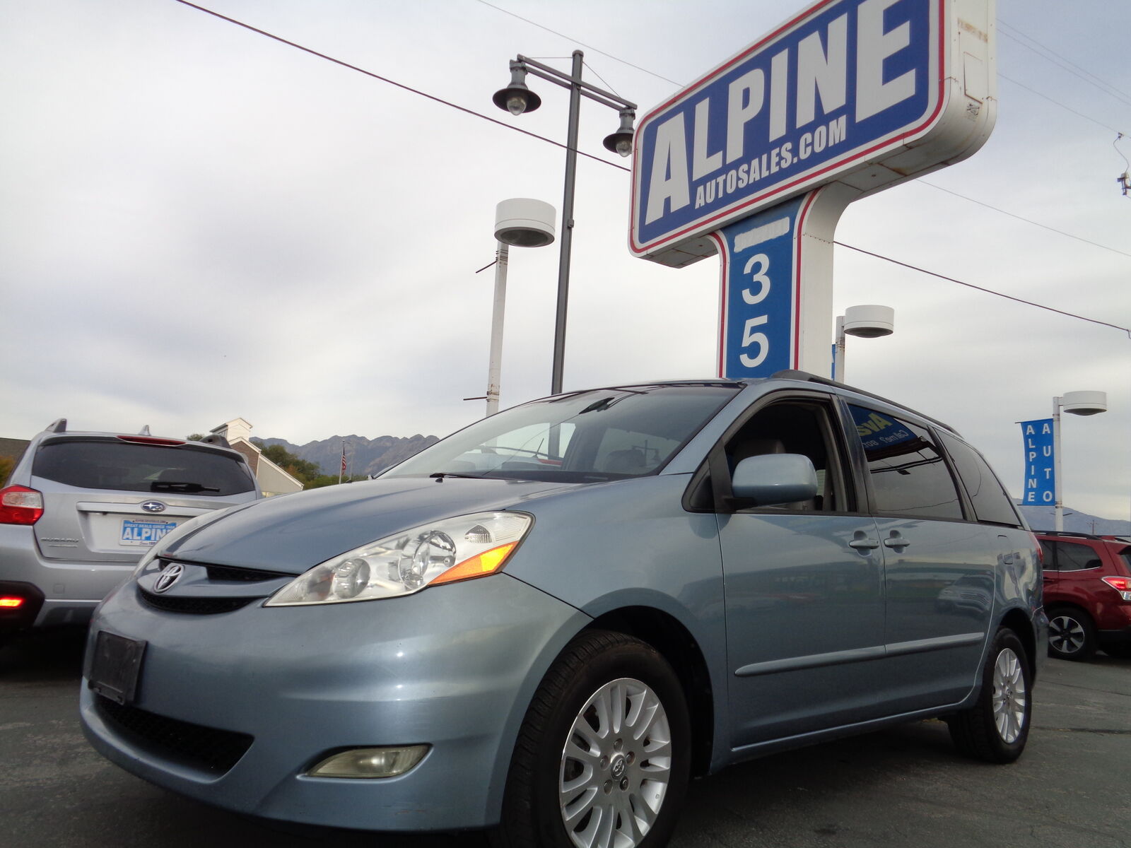 2007 TOYOTA SIENNA XLE 7-Passenger