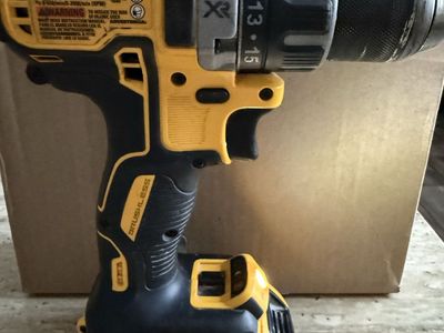 DeWalt 20V MAX XR Brushless 1/2 in. Cordless Drill Driver with 2.0Ah Battery