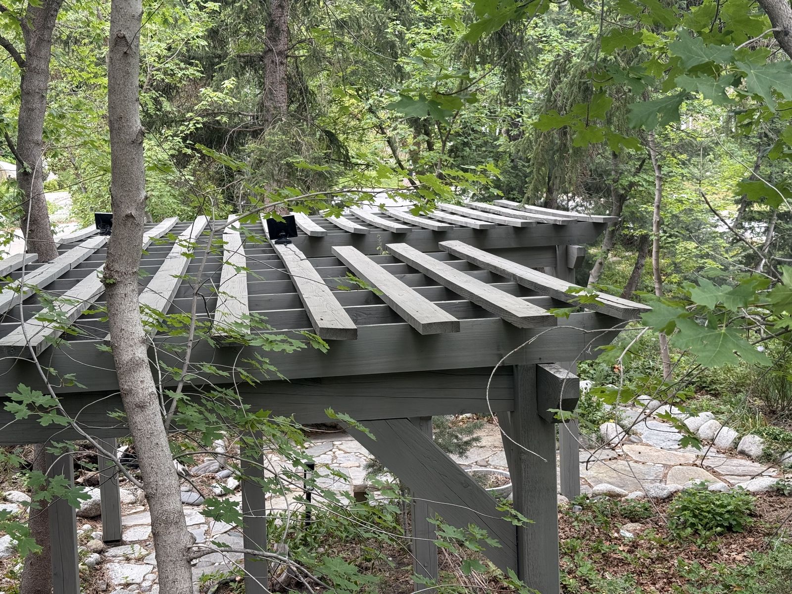 Main image 8