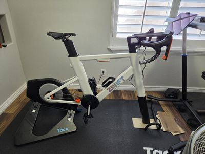 Zwift Ride with Tacx Neo 2T Smart Trainer and iPad Air