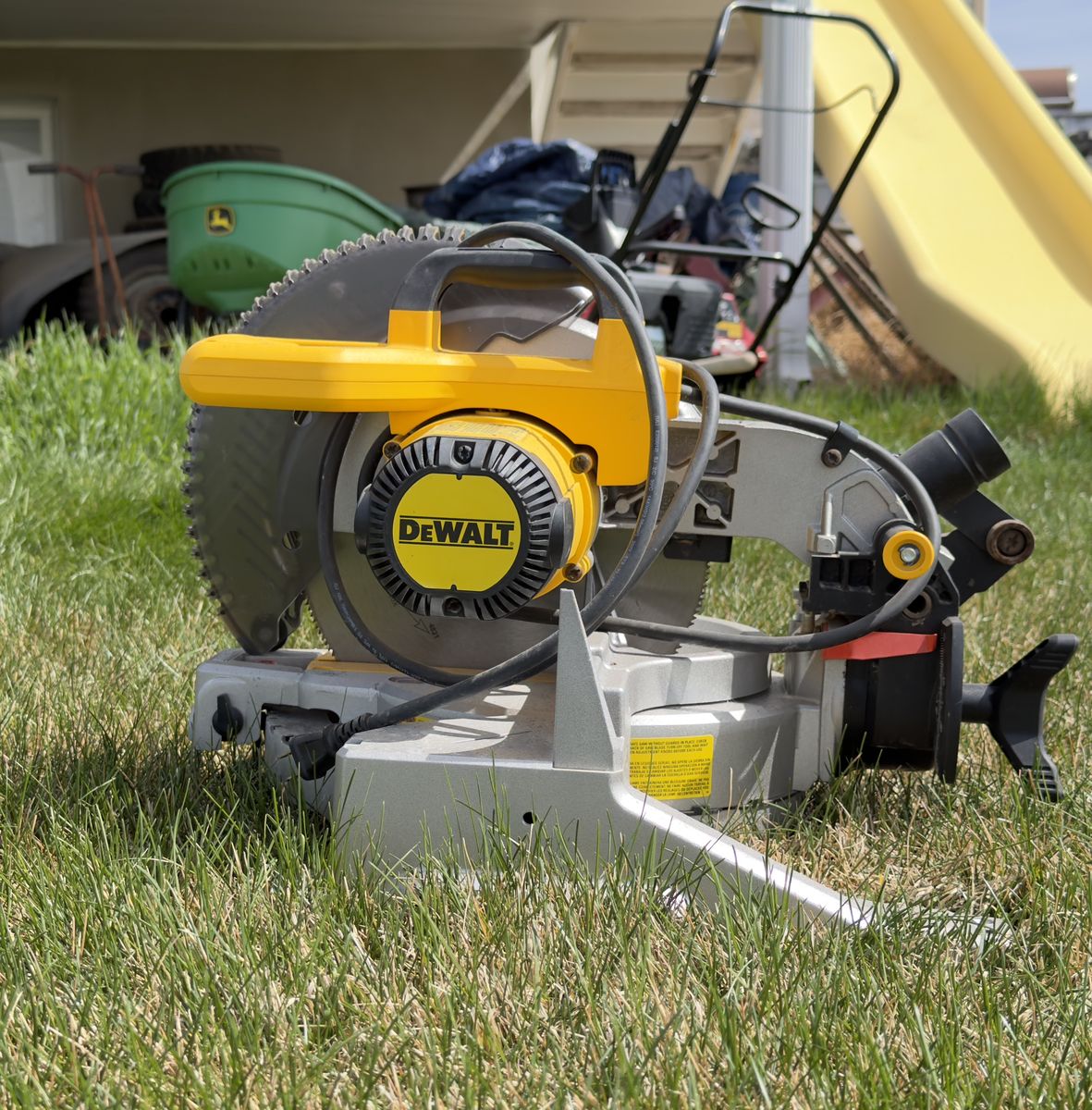 Dewalt Compound Miter Saw