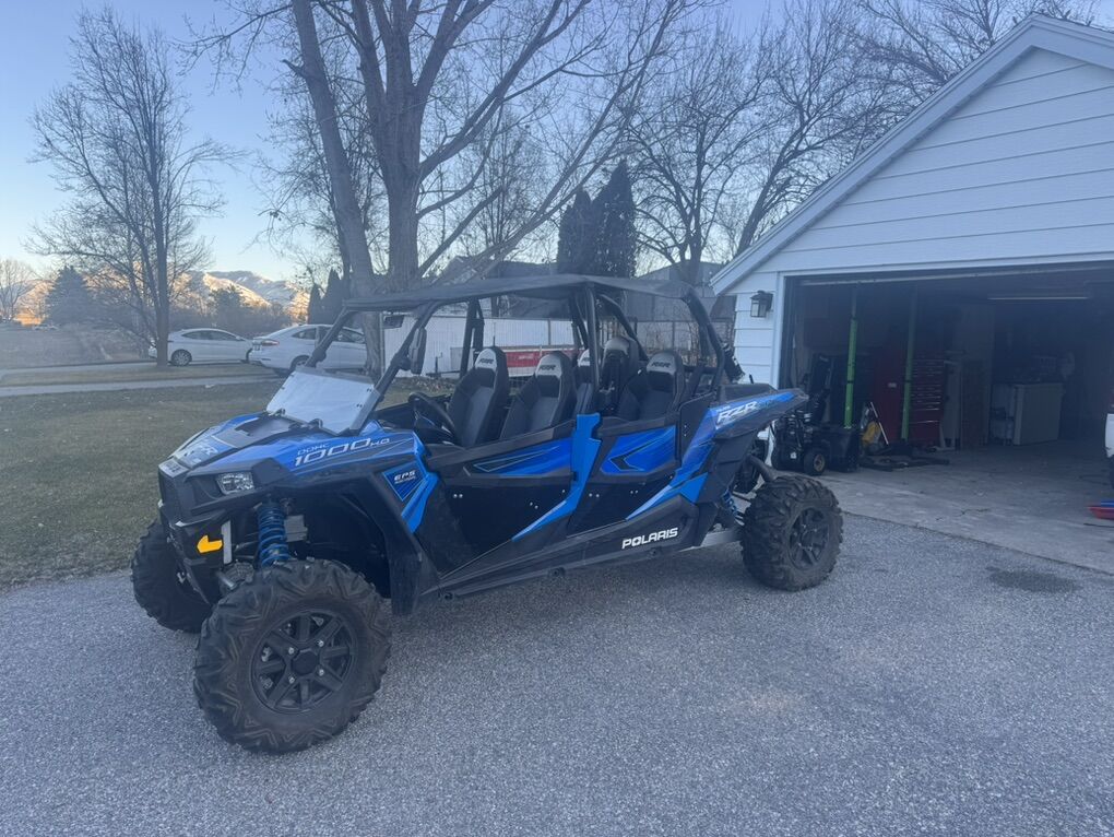 2015 RZR XP4 1000 - Seats 5