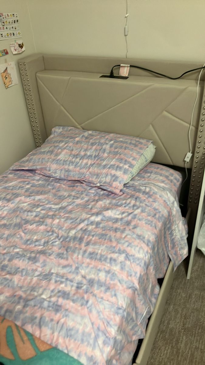 Tween bed frame