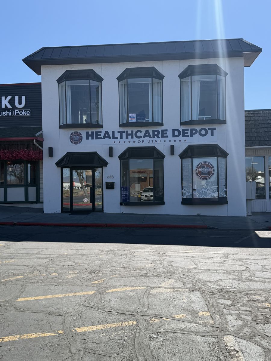 STORE FRONT /BUILDING AVAILABLE FOR RENT IN SANDY