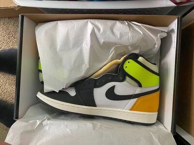 Jordan 1 Volt sz 10
