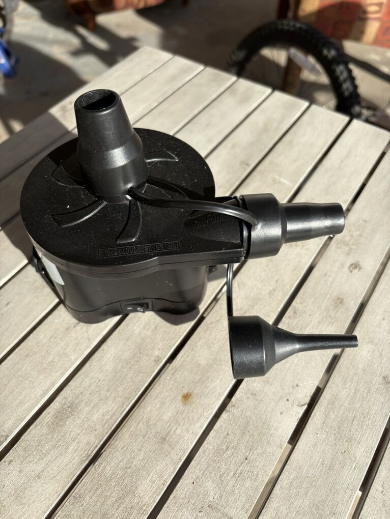 Inflatable Mattress Pump Portable 4D Batteries