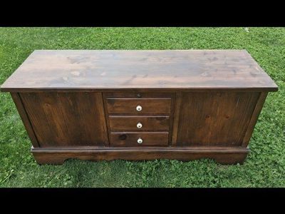 Vintage Lane Cedar Chest
