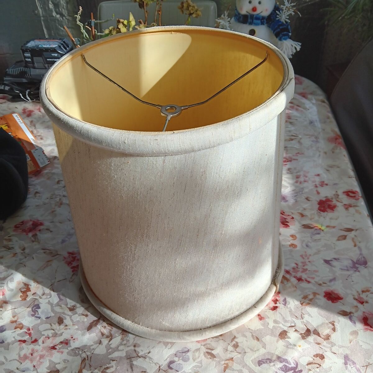 Ex Cond White Lampshade 10