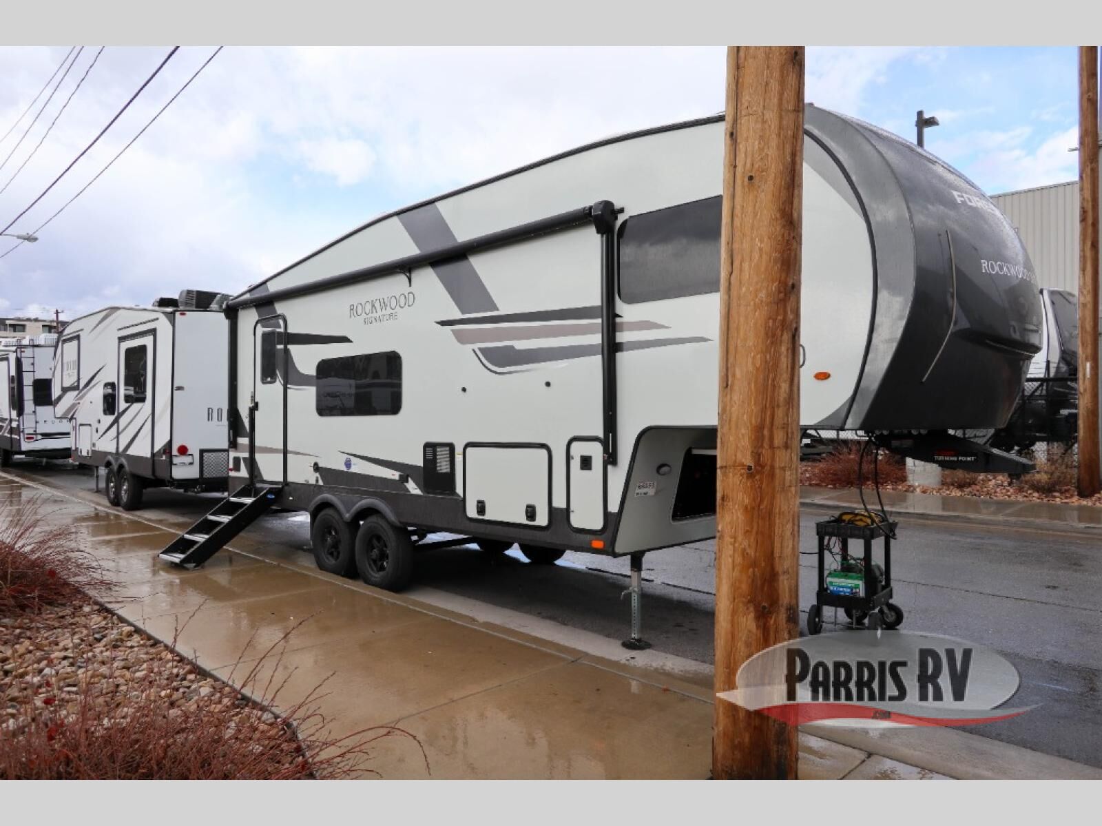 New 2025 Forest River RV Rockwood Signature R282RK