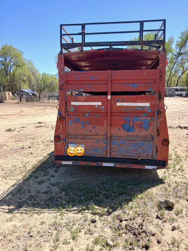 Hillsboro livestock trailer