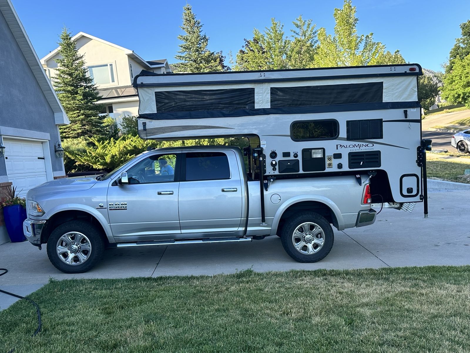 Palamino Backpack truck camper