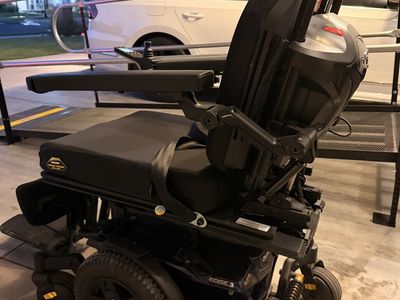 Quantum Edge 3 Power Wheelchair with iLevel and Joystick
