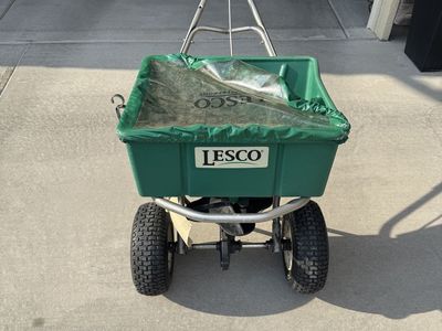 Lesco 80# Spreader