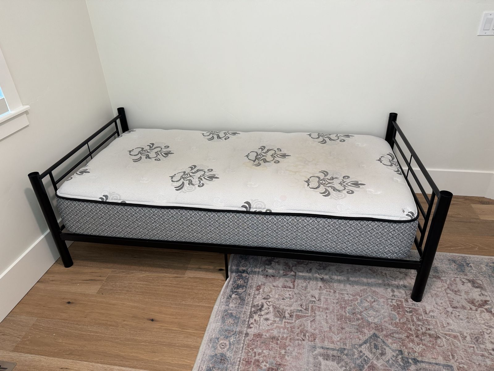 Twin bed