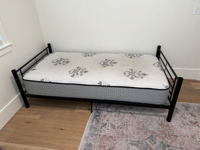 Twin bed
