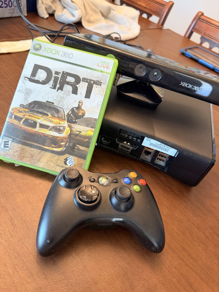 Microsoft Xbox 360 Console Bundle with Kinect Sensor, Controller & DiRT Game