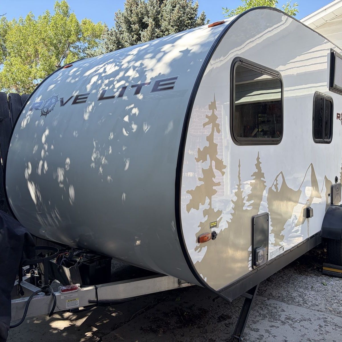 2021 Rove Lite FL Travel Trailer - Compact & Lightweight RV