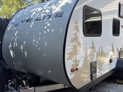 2021 Rove Lite FL Travel Trailer - Compact & Lightweight RV