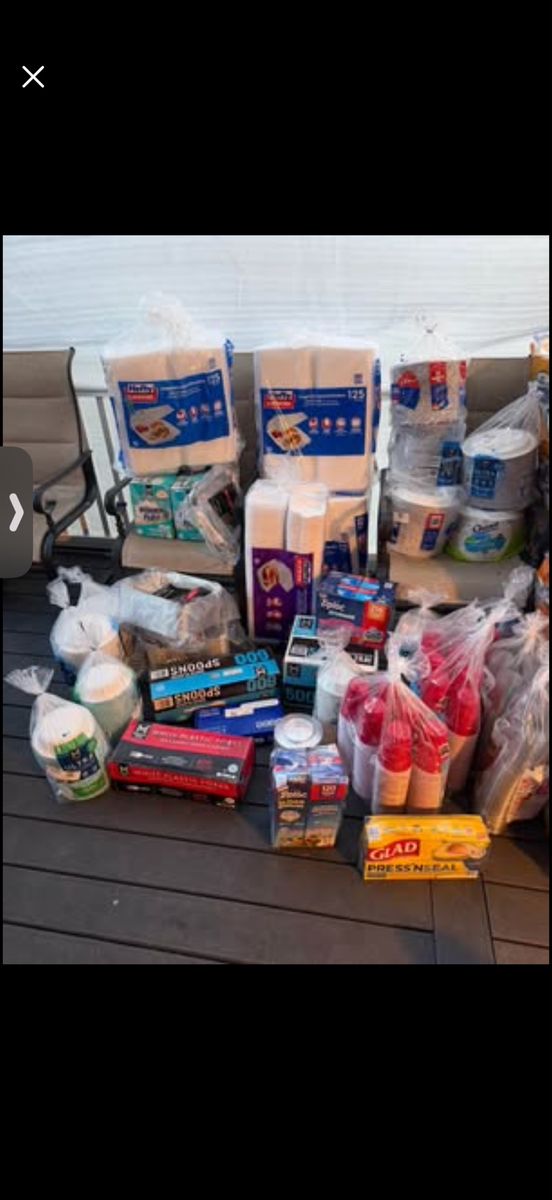 Bulk Disposable Food Service Supply Lot: Hefty, Dixie, Chinet, Glad - Plates, Cups, Containers & More