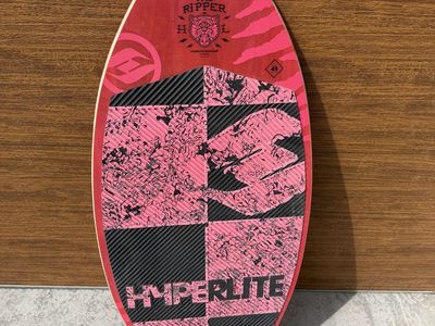 Hyperlite “The Ripper” wakesurf board