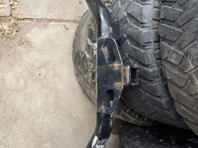 Hitch Bolt-on Draw Tite 76031 came of 2014 Nissan Pathfinder