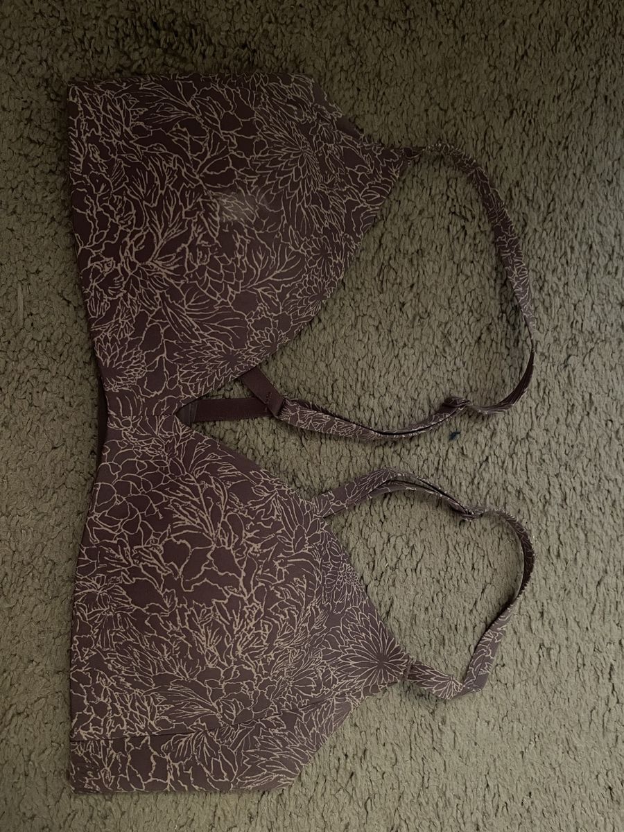 Lululemon bras