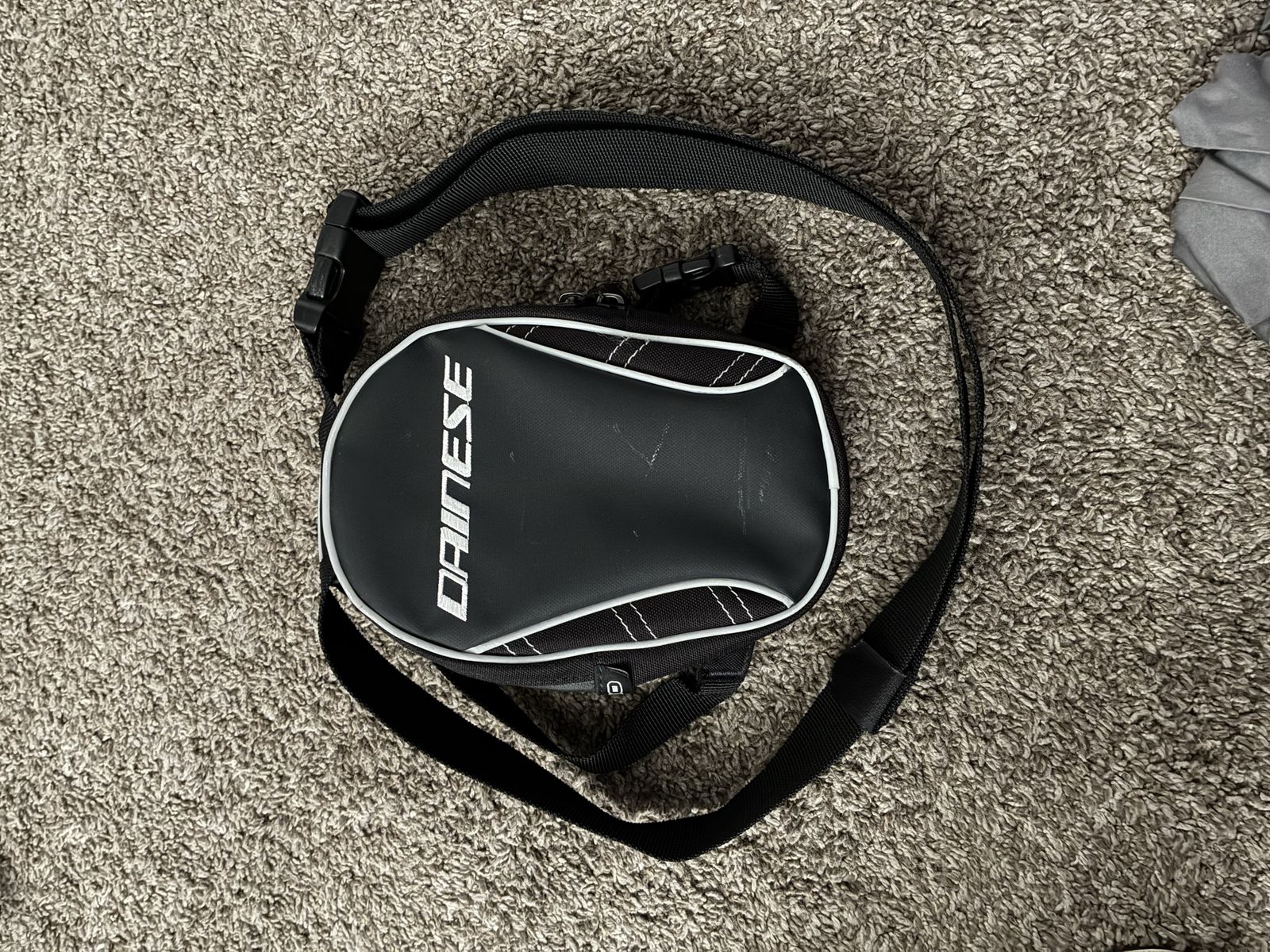 Dainese Leg Bag