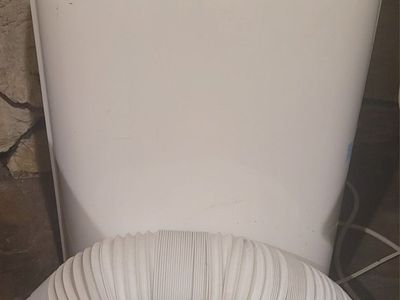 Toshiba 8,000 BTU air conditioner (150/OBO)