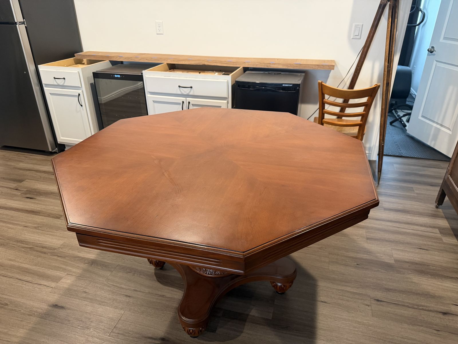Hillsdale Kingston Game Table – Medium Cherry