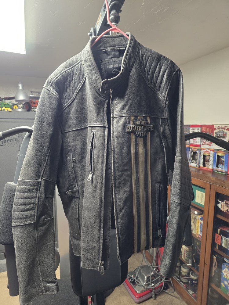 Harley Davidson Distressed Leather Jacket.