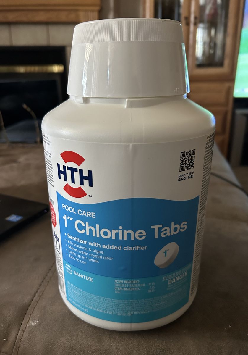 5 lbs.-HTH 1-inch Chlorine Tablets— Pool Sanitizer to Kill Algae & Bacteria
