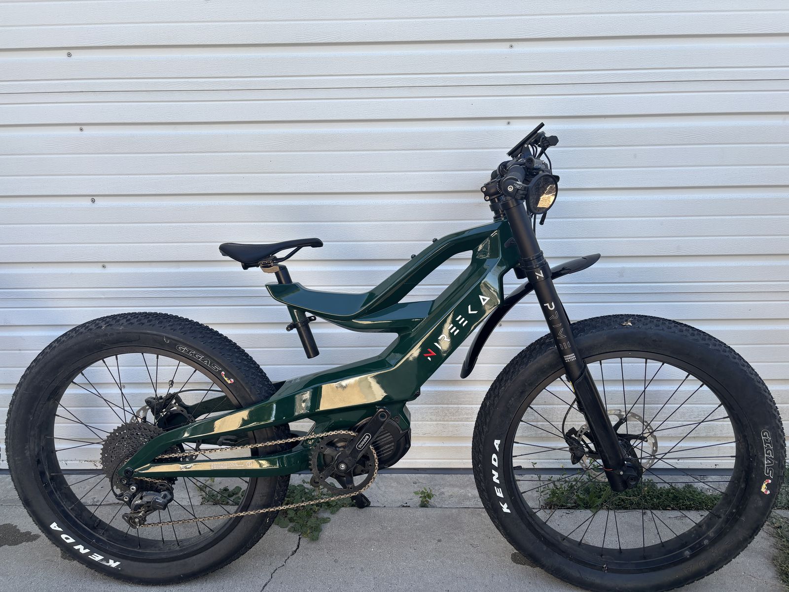 Nireeka Prime E-Bike – Bafang Mid Drive, 840Wh LG Battery, 215 Miles