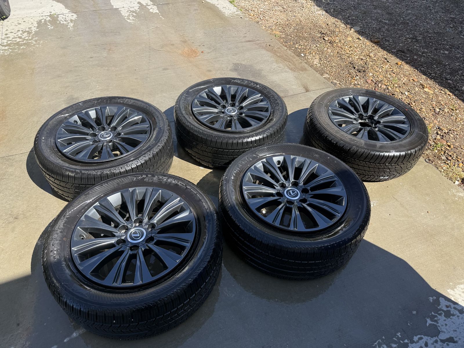 2020-2023 Lexus GX 460 Luxury Wheels and Tires