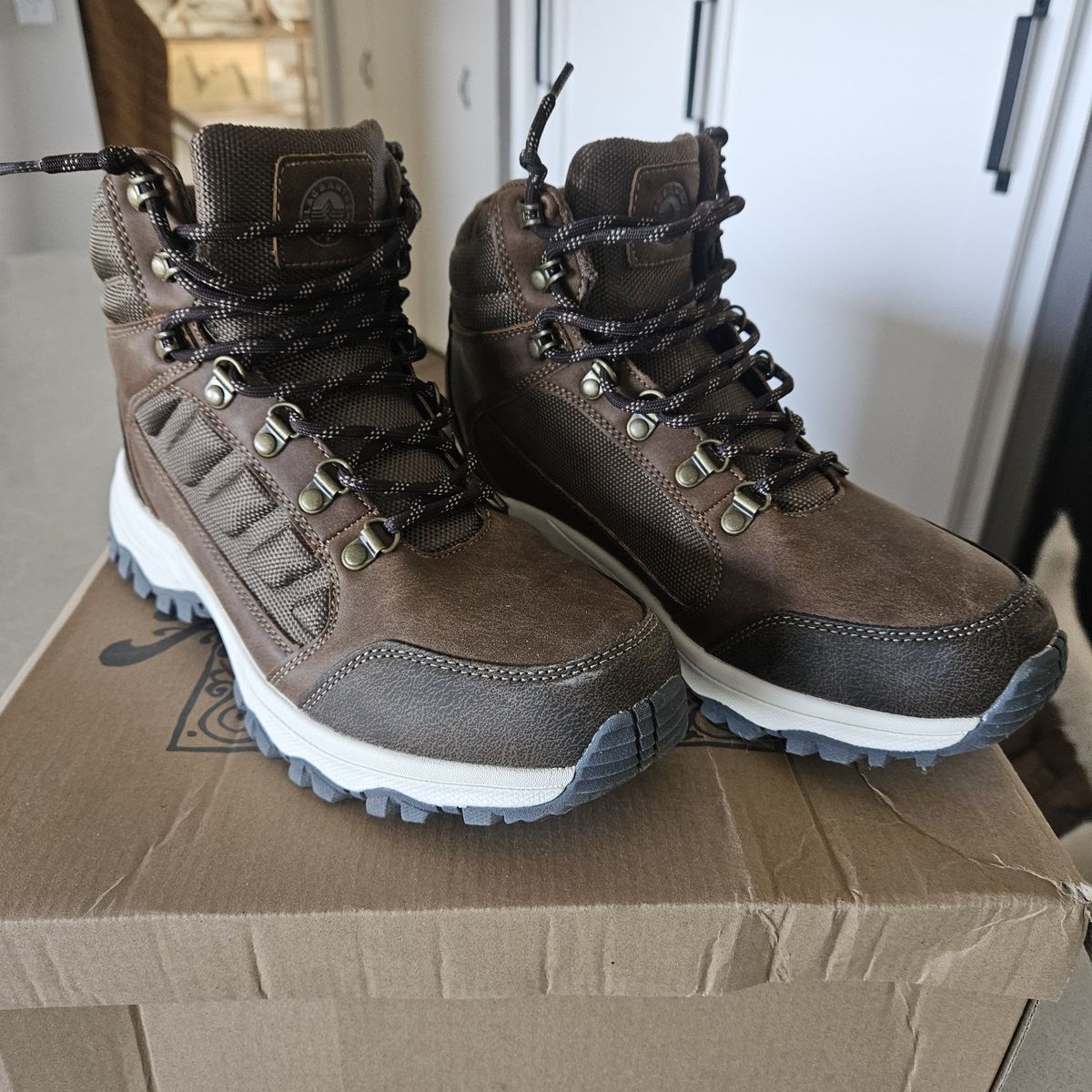 Flag & Anthem men's shoes 9.5