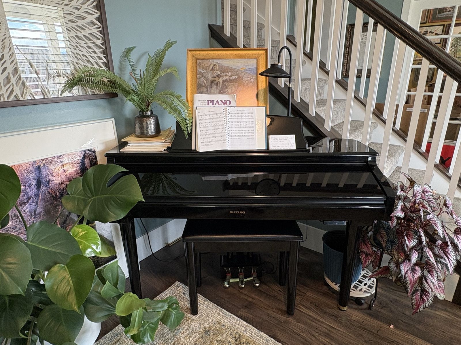 Suzuki MDG-200 Micro Digital Grand Piano with Bench - Polished Black Finish, in Excellent Condition! 