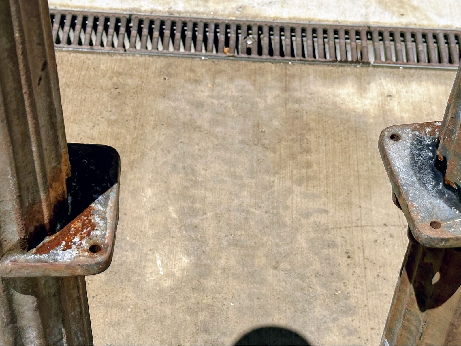 Main image 4