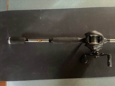 Lew’s Laser Pro Speed Stick Baitcast Combo – High Speed 7.5