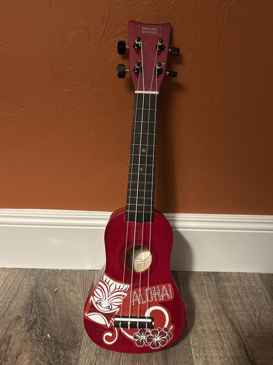 First Act Discovery Ukulele