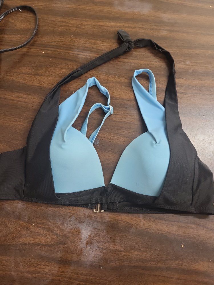 Unbranded Light Blue Bikini Top, Size Large/3  Polyamide, 18% Elastane