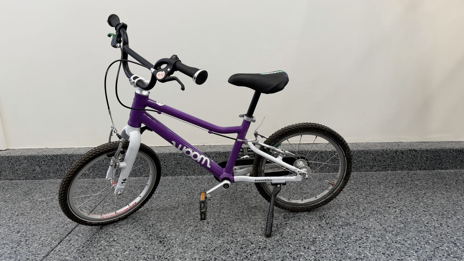 Woom 3 Purple Lightweight 16” Kids Bike