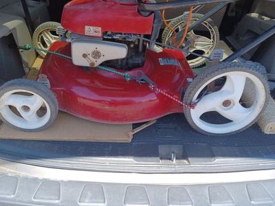 Craftsman 917.385131 Gas Lawn Mower - Red