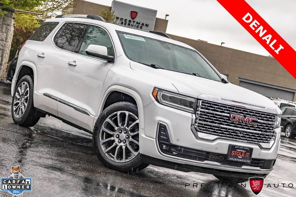 2023 GMC Acadia Denali